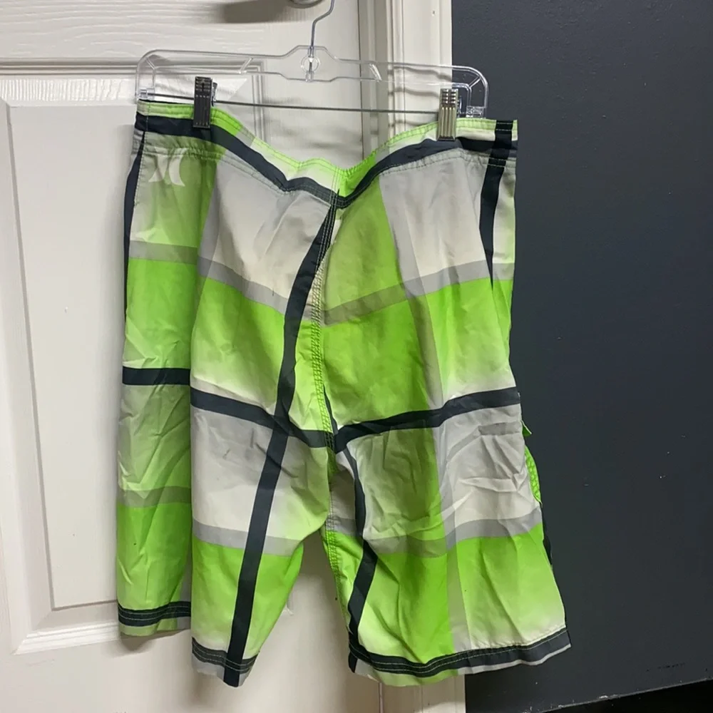 Men’s Hurley swimming trunks - Picture 2 of 2